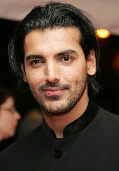 bollywood-actor-hairstyle-2022-42_8 Bollywood színész frizura 2022