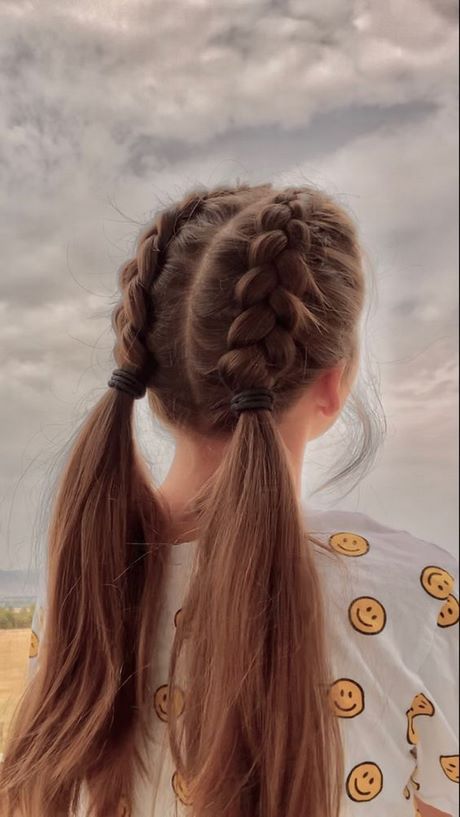 latest-hairstyle-for-female-2022-25_4 Legújabb frizura női 2022