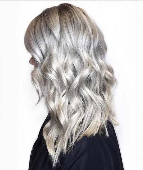 classy-blonde-hair-colour-75_17 Előkelő szőke hajszín