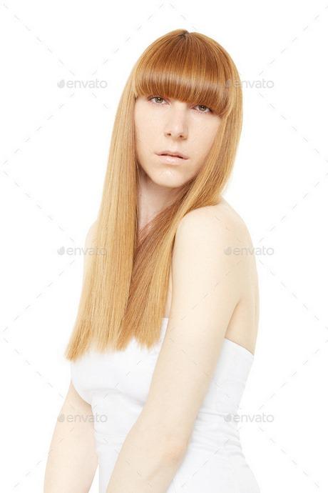 long-straight-hair-with-fringe-46_18 Hosszú, egyenes haj, béren kívüli