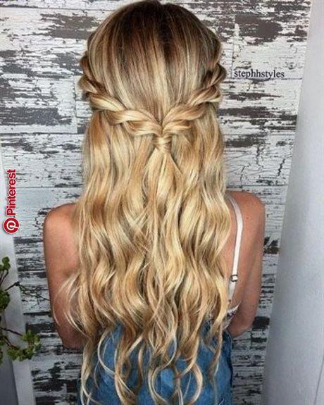 prom-hairstyles-half-up-and-down-32_10 Prom frizurák félig fel-le