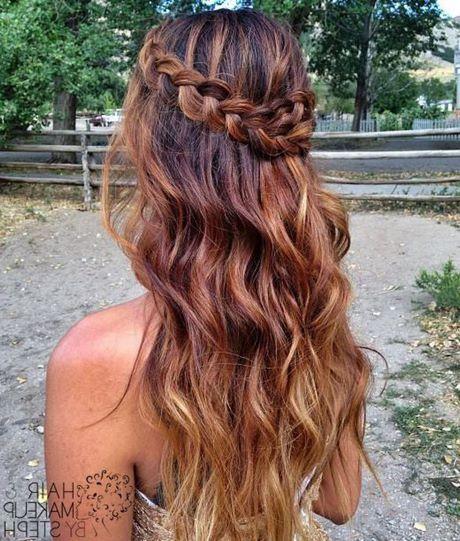 prom-hairstyles-half-up-and-down-32_2 Prom frizurák félig fel-le