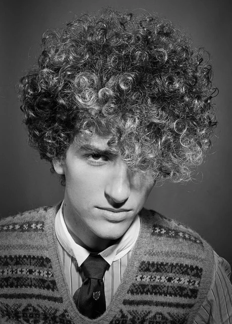 50s-hairstyles-for-curly-hair-02_4-15-15 50-es évek frizurája göndör hajra