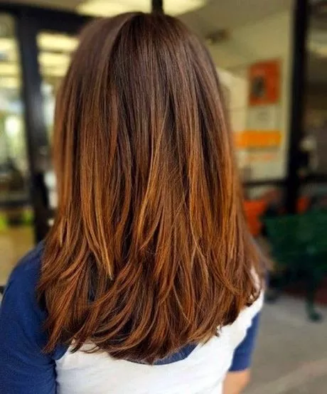 beautiful-layered-haircuts-39_15-8-8 Gyönyörű réteges hajvágás