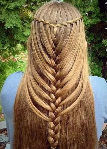 different-braids-for-long-hair-80_18-12-12 Különböző zsinórok hosszú hajra