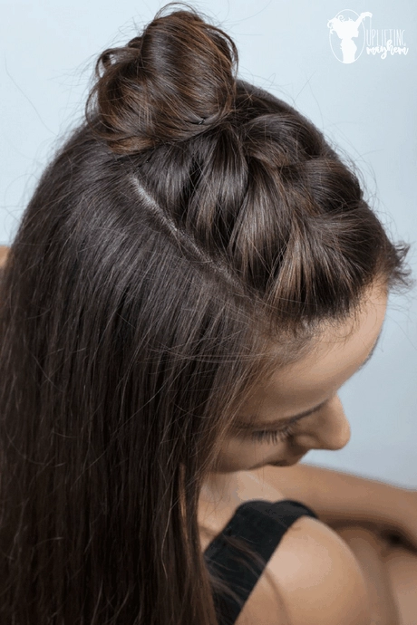half-braided-half-down-hairstyles-77-2-2 Félig fonott félig frizurák