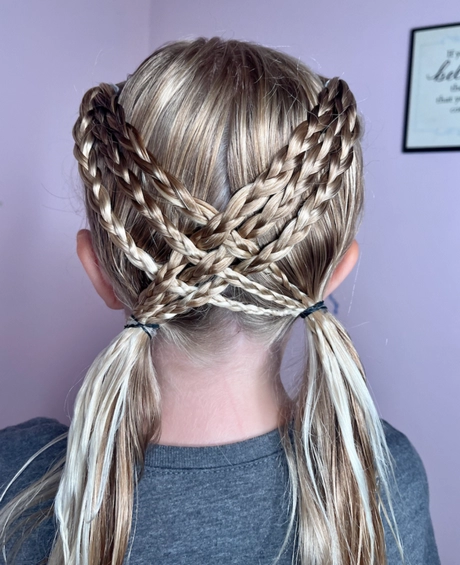 latest-braid-hair-style-24-2-2 Legújabb fonat frizura