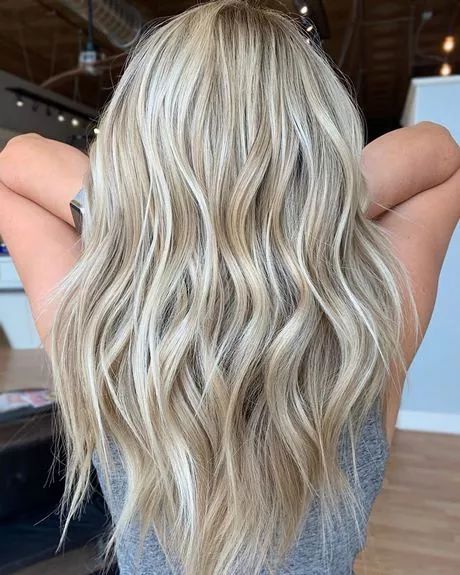 natural-light-blonde-hair-13_12-5-5 Természetes fény szőke haj