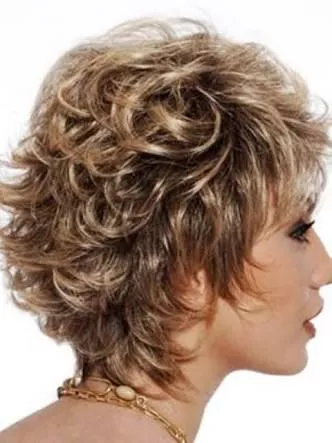 short-layered-hairstyles-for-curly-hair-89_10-3-3 Rövid réteges frizurák göndör hajra