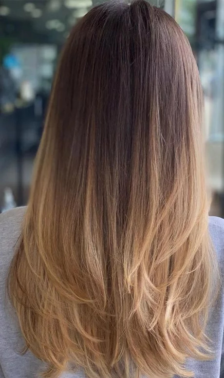 slightly-layered-hair-52_13-5-5 Enyhén réteges haj