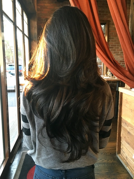 very-long-hair-with-layers-76_2-7-7 Nagyon hosszú haj rétegekkel