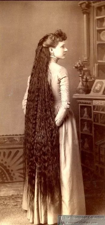 vintage-long-hair-27_14-6-6 Évjárat hosszú haj