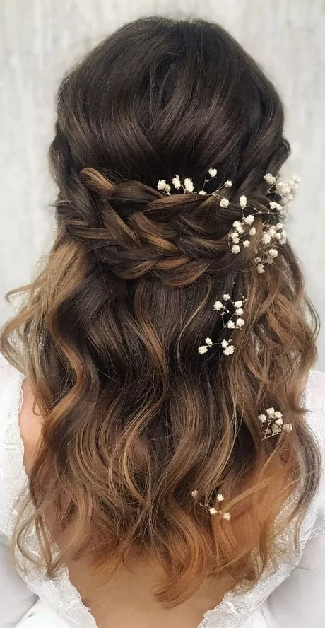 wedding-hairstyles-for-medium-hair-half-up-46_10-2 Esküvői frizurák közepes hajra félig felfelé