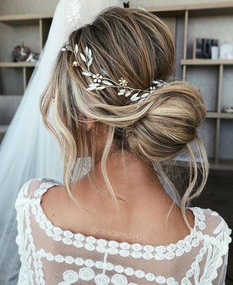 bridal-updos-for-long-hair-16_11 Menyasszonyi frizurák hosszú hajra