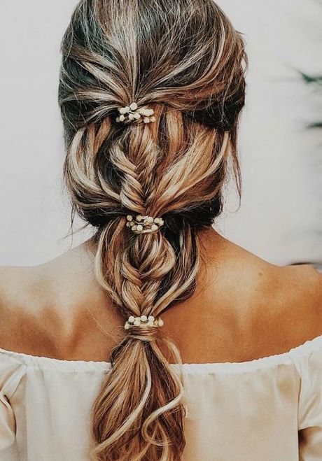 bridesmaid-hair-braid-06_10 Koszorúslány haj fonat