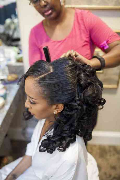 bridesmaid-hairstyles-black-hair-81_6 Koszorúslány frizurák fekete haj