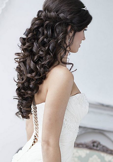 cool-wedding-hairstyles-37_15 Hűvös esküvői frizurák