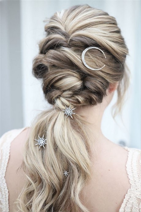 hair-style-girl-for-wedding-66_9 Haj stílusú lány esküvőre