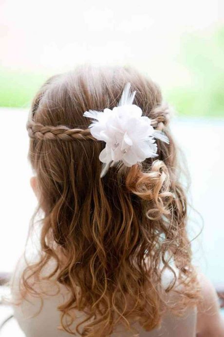 hairstyle-for-short-hair-girl-for-wedding-86_15 Frizura rövid hajú lány esküvőre