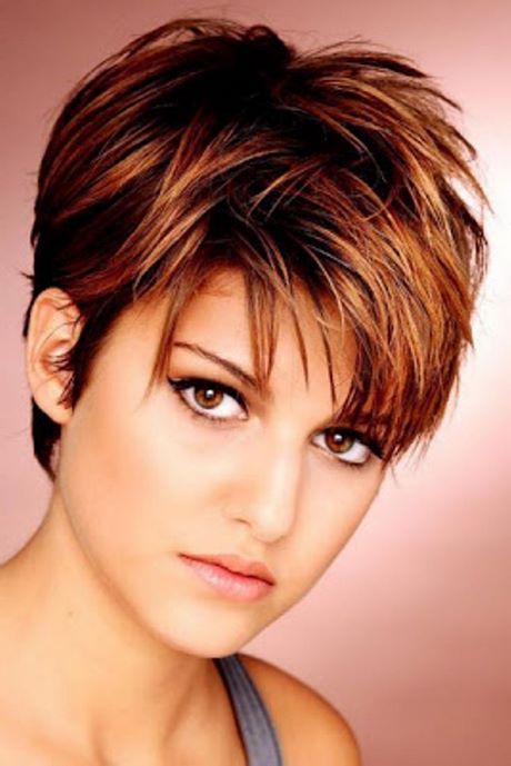 popular-short-hairstyles-for-fine-hair-81_6 Népszerű rövid frizurák finom hajra