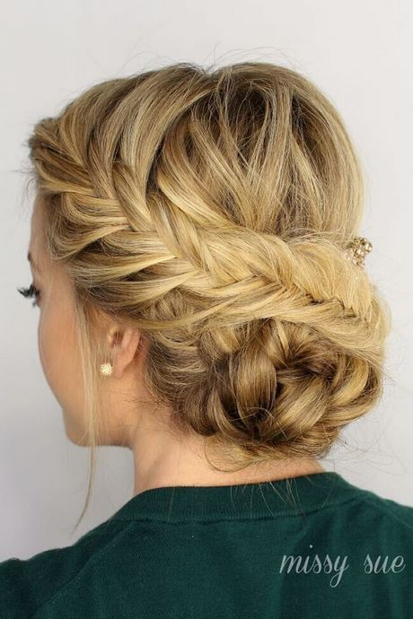 braided-updo-hairstyles-for-prom-75_13 Fonott frizura a bálba