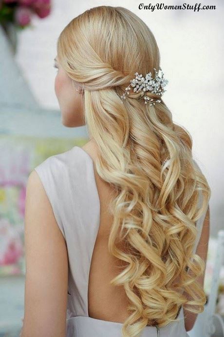 cute-simple-prom-hairstyles-40_7 Aranyos egyszerű prom frizurák