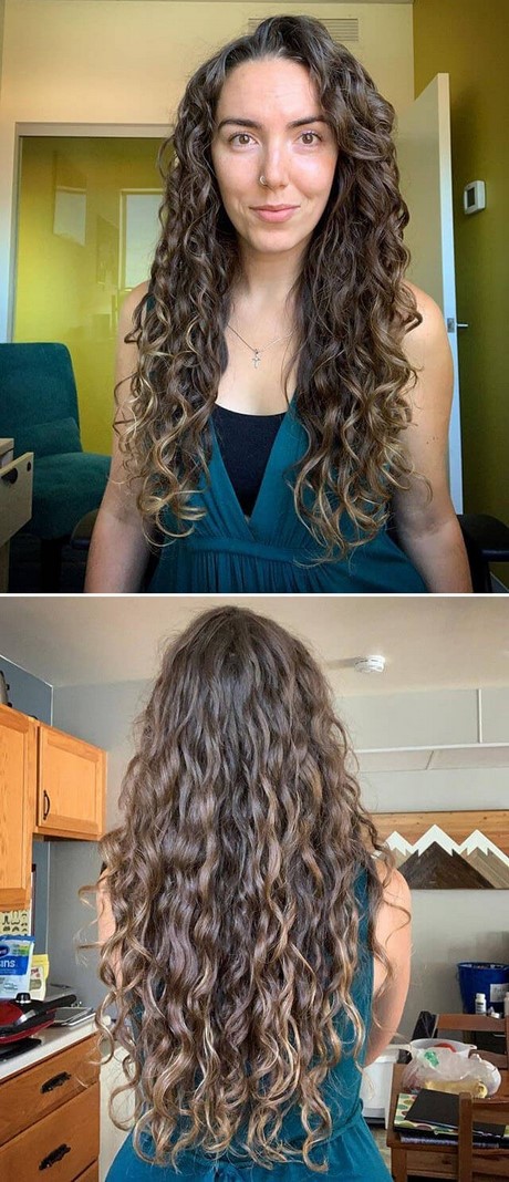 hairdos-for-long-curly-hair-67_14 Frizurák hosszú göndör hajra