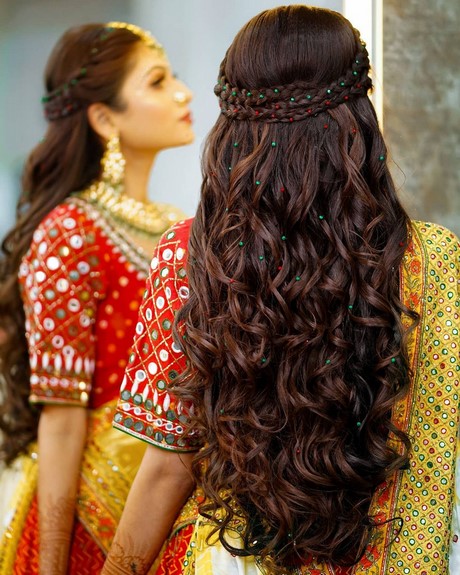 hairstyles-for-long-hair-female-72_13 Frizurák hosszú haj női