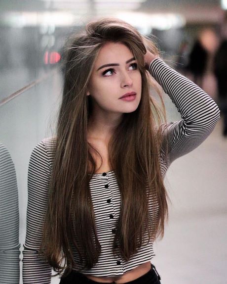 hairstyles-for-long-hair-female-72_17 Frizurák hosszú haj női