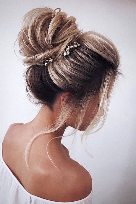 high-updo-hairstyles-31_10 Magas frizurák
