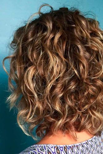 latest-haircut-for-curly-hair-32_17 Legújabb fodrász göndör haj