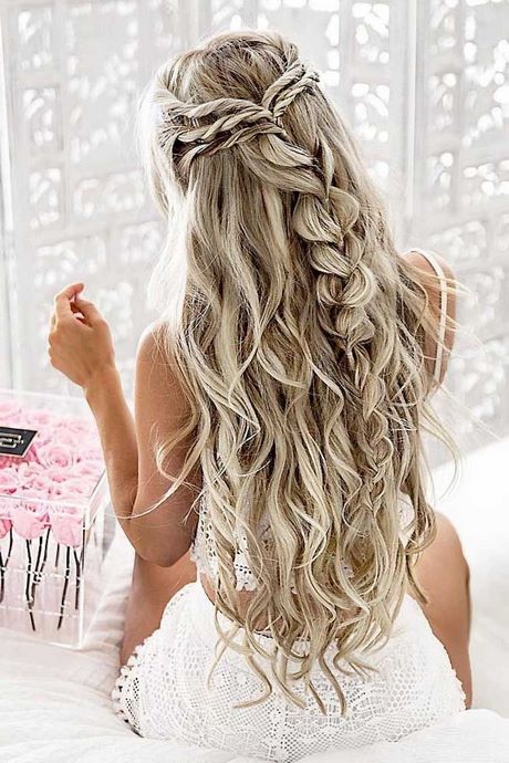 prom-hair-long-down-55 Prom haj hosszú Le