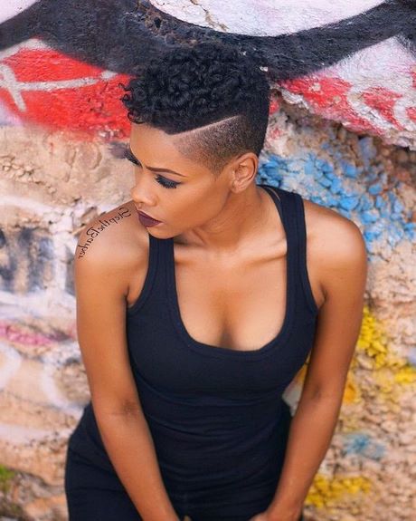 short-hair-hairstyles-for-black-females-64_18 Rövid haj frizurák fekete nők számára