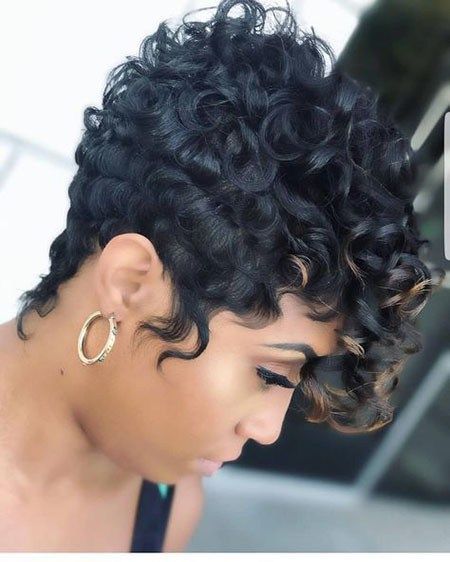 short-haircuts-for-black-women-with-curly-hair-66_8 Rövid hajvágás fekete nők göndör haj