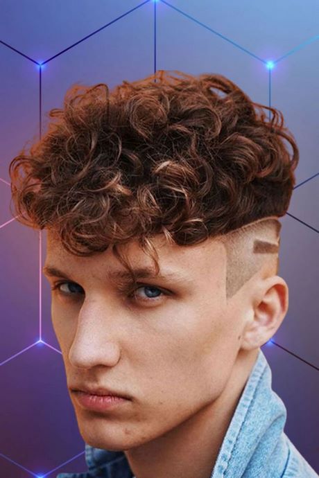 2023-short-curly-hairstyles-94_14 2023 rövid göndör frizurák