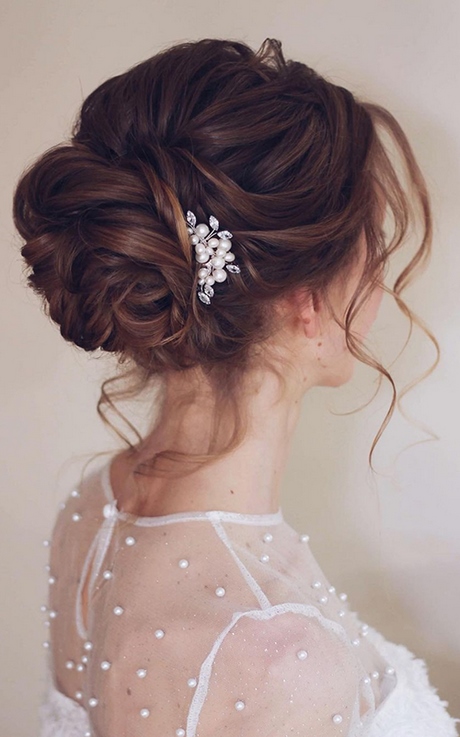 best-bridal-hairstyles-2023-06_8 A legjobb Menyasszonyi frizurák 2023