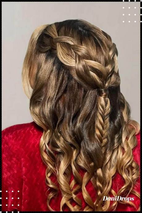 braided-hairstyles-2023-07_6 Fonott frizurák 2023