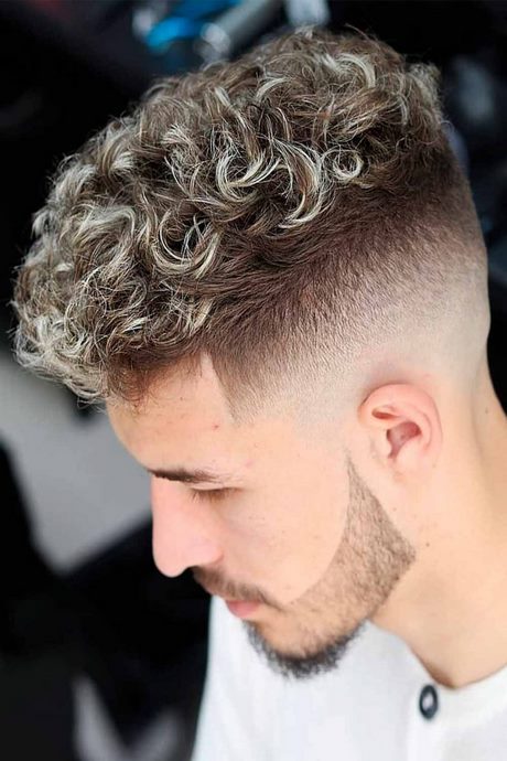 curly-haircuts-2023-64_3 Göndör hajvágás 2023