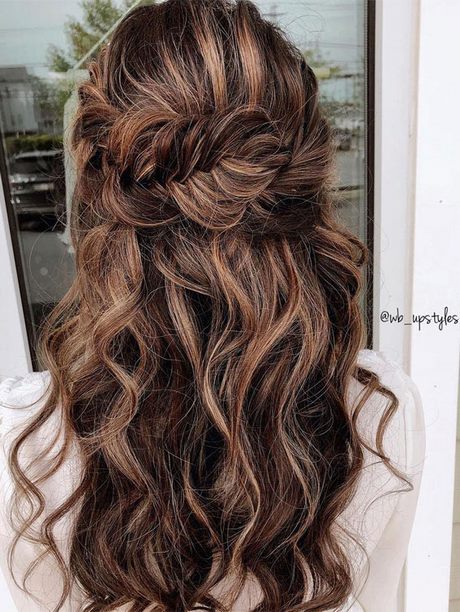 prom-updos-2023-53_14 Prom updos 2023