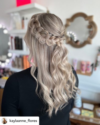 updo-hairstyles-for-prom-2023-01 Updo frizurák a 2023-as bálra