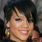 Rihanna rövid hajvágás