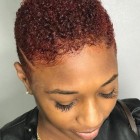Rövid hajvágás fekete nők 2022