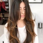 Új hajvágás női hosszú haj